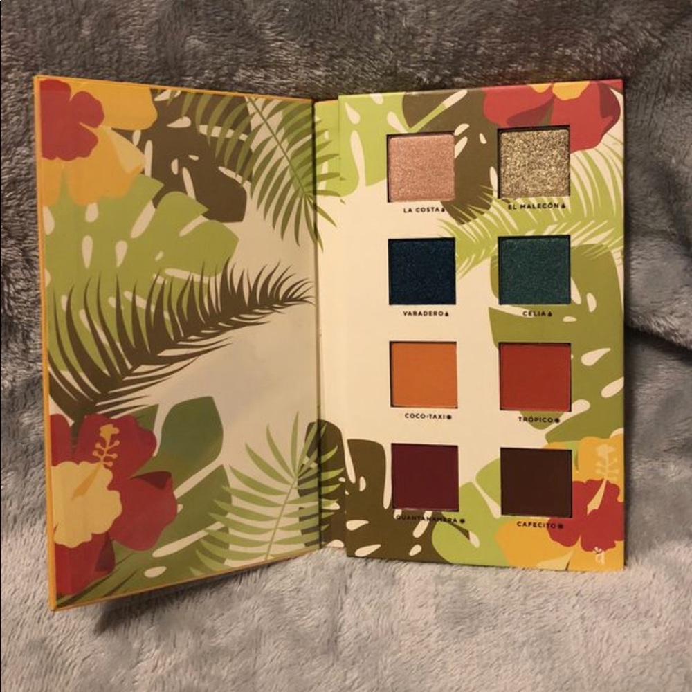 Alamar Cosmetics Palette